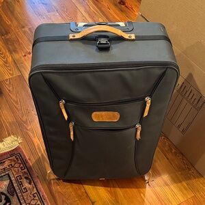 Jon Hart Design Black Travel Suitcase